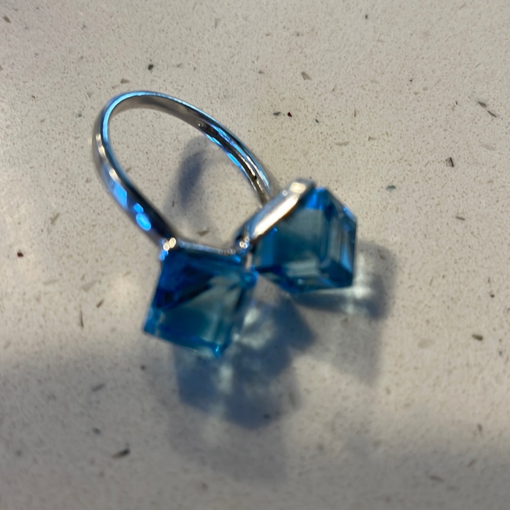 Lovely Blue Stone - Swarvoski